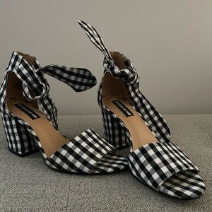 Black and White Gingham Tie Sandals with Heel
